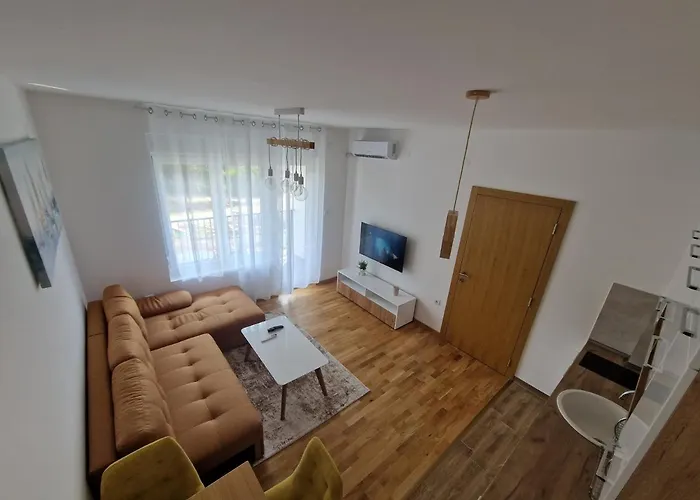 Nina 3 Lägenhet Soko Banja